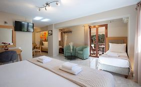 Athina Residence